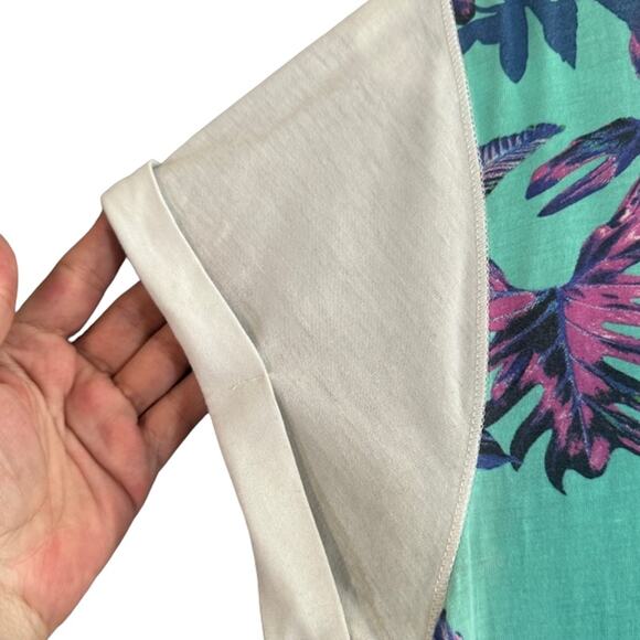 Puma Blue & White Multicolor Colorful Floral Tropical Casual T-Shirt Women Sz L - Picture 4 of 10